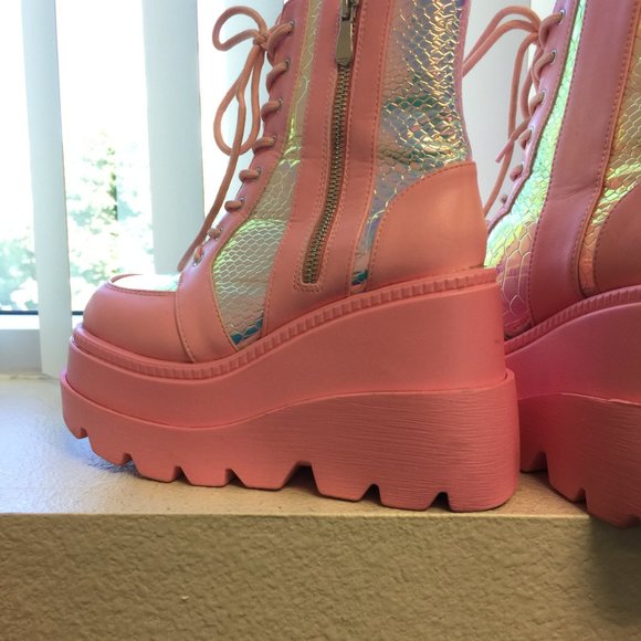 PRE LOVED Cape Robbin -Pink Poison Platforms Boots PNK/7- SH227 - Picture 6 of 8